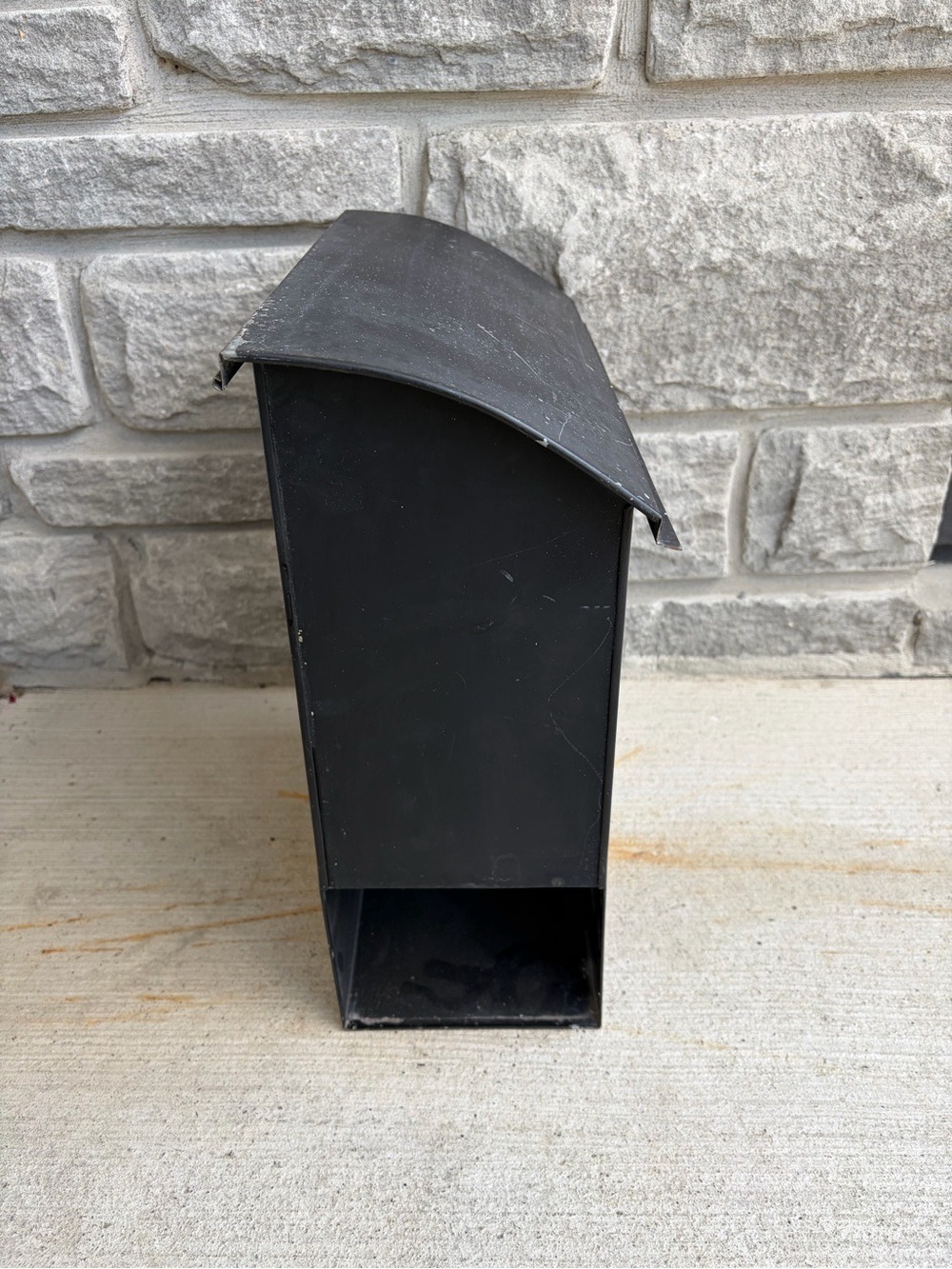 Old Black Post Mailbox - Picture 2 of 5